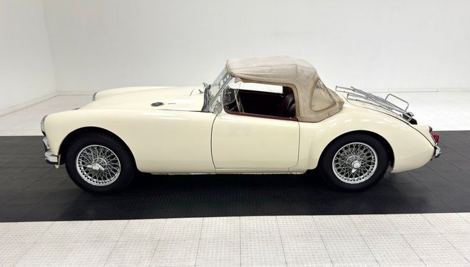MG MGA MK1 1600 Blanc de 1961