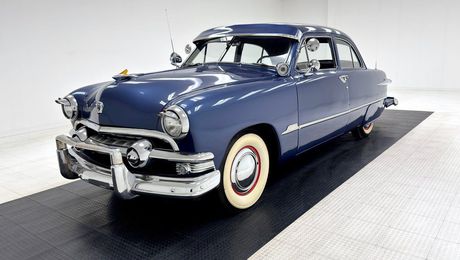 Ford Custom Deluxe 1951 d'occasion a Paris (75)