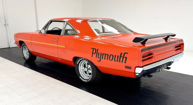 Plymouth Road Runner Hardtop Orange de 1970
