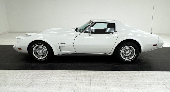 Chevrolet Corvette Coupe Blanc de 1976