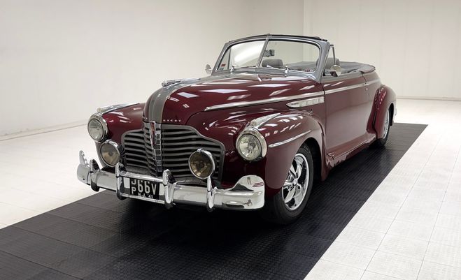 Buick Series 40C 40A Model 44C Convertible Bordeaux de 1941
