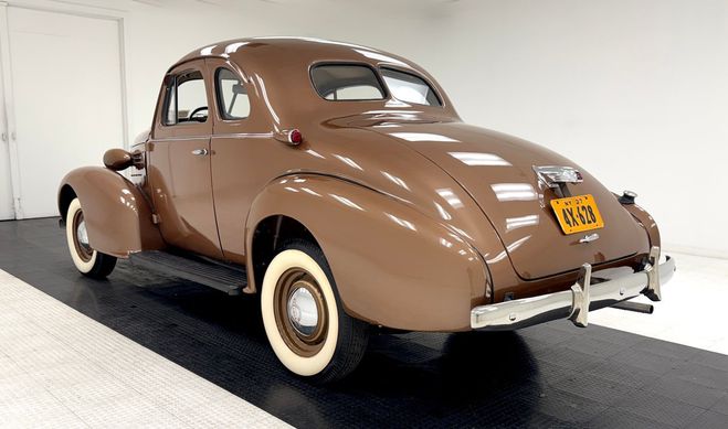 Oldsmobile Series 60 F37 6 Business Coupe Bronze de 1937