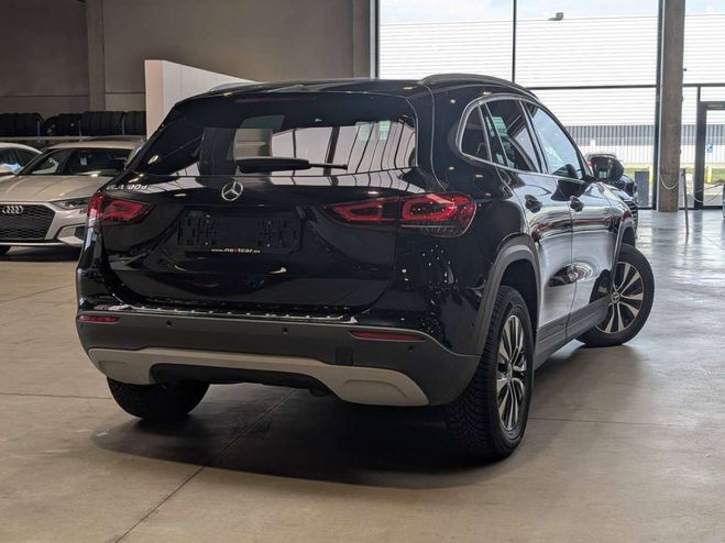 Mercedes Classe GLA 180 d 8GTronic Noir M�tallis� de 