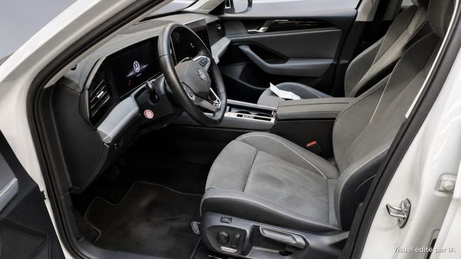 Volkswagen Passat SW 1.5 eTSI - 150 - BV DSG 7 Life Plus C Blanc Pure de 2024