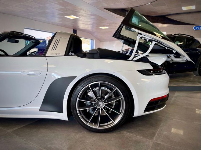 Porsche 911 (992) TARGA 3.0 385 4wd Blanc Nacre de 2021