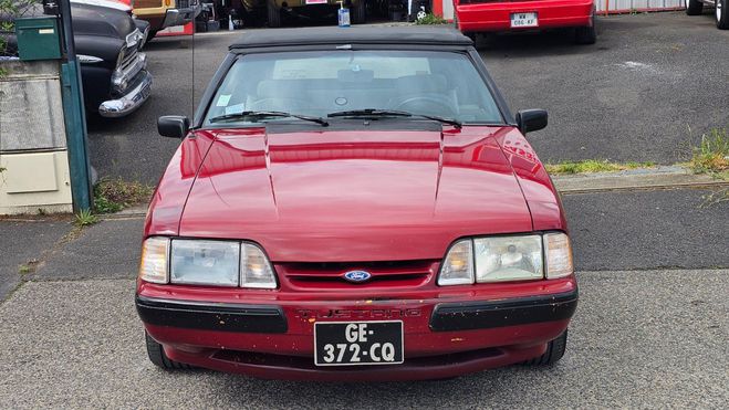 Ford Mustang LX Convertible V8 5.0L HO Bordeaux de 