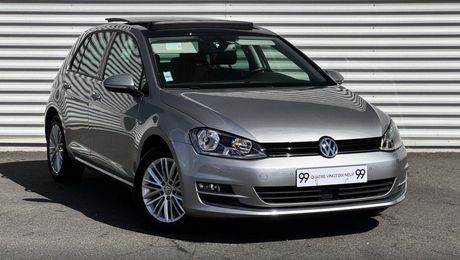 Volkswagen Golf 7 CARAT 105CH - LIVRAISON - REPRISE - CR 2014 d'occasion a Andr�zieux-Bouth�on (42)
