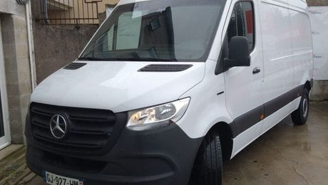 Mercedes Sprinter FG 312 ESPRINTER 39 3T5 3 BATTERIES 2022 d'occasion a Athis-Mons (91)