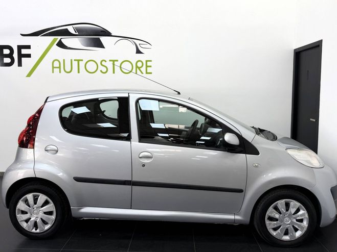Peugeot 107 1.0 12v Active 5p (MOTEUR TOYOTA A CHAIN GRIS de 2014