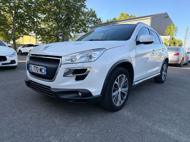 Peugeot 4008 1.8 HDI150 FAP STT 4WD Blanc de 2012
