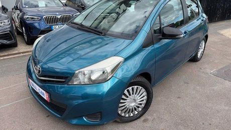 Toyota Yaris 1.3 VVT-I 100ch Dynamic 2011 d'occasion a Gagny (93)