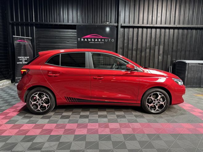 MG MG3 1.5 143 kW LUXURY Rouge de 2024