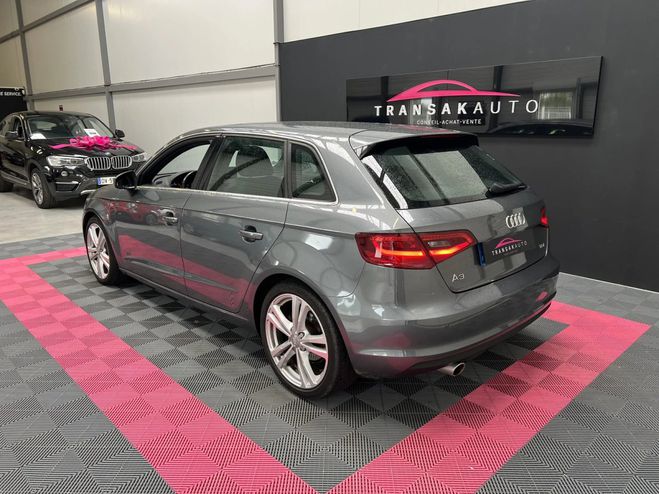Audi A3 S line Sportpaket REGULATEUR Gris de 2015