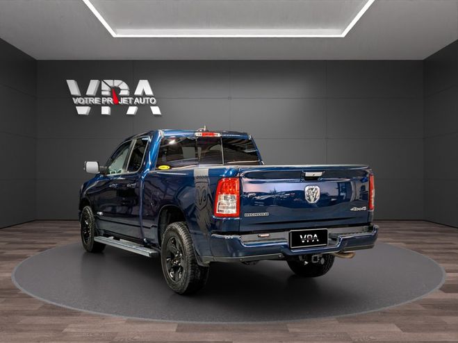 Dodge Ram 1500 Bighorn ? 3.6 V6 305ch 4x4 AHK Cam� Bleu de 2020