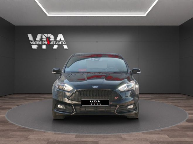 Ford Focus ST � 2.0 EcoBoost 250ch � Si�ges chauffa Noir de 2015