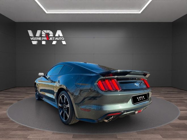 Ford Mustang GT V8 5.0L ? 441 ch Bo�te automatique Si Noir de 2015