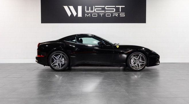 Ferrari California T 3.9 V8 560 ? IMMAT France Cam recul Su Noir de 2015