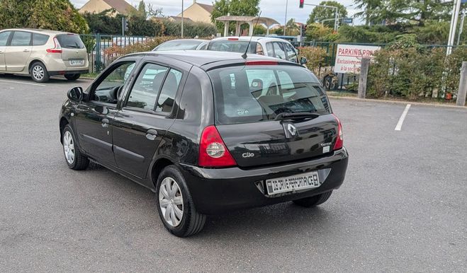 Renault Clio Campus 1.2 16v 75ch [URL masqu�e pour vo Noir de 2011