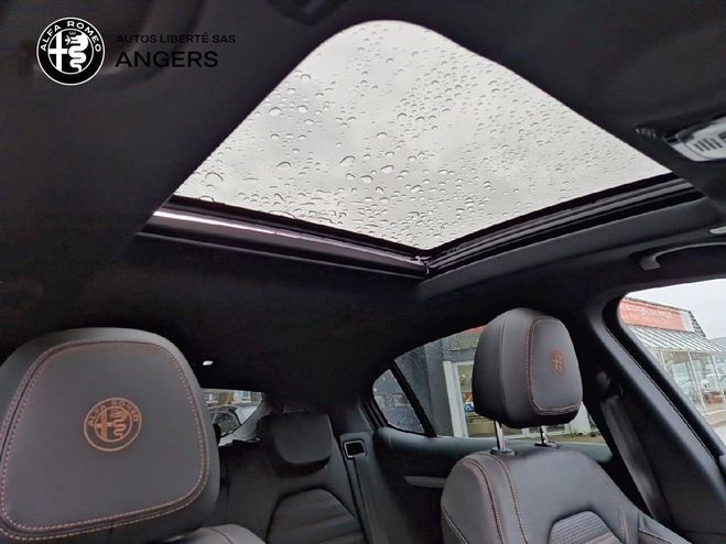Alfa romeo Stelvio 2.2 160 ch AT8 Intensa NOIR VULCANO de 2025