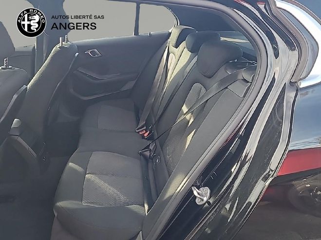 BMW Serie 1 116i 109 ch DKG7 Business Design saphir de 2022