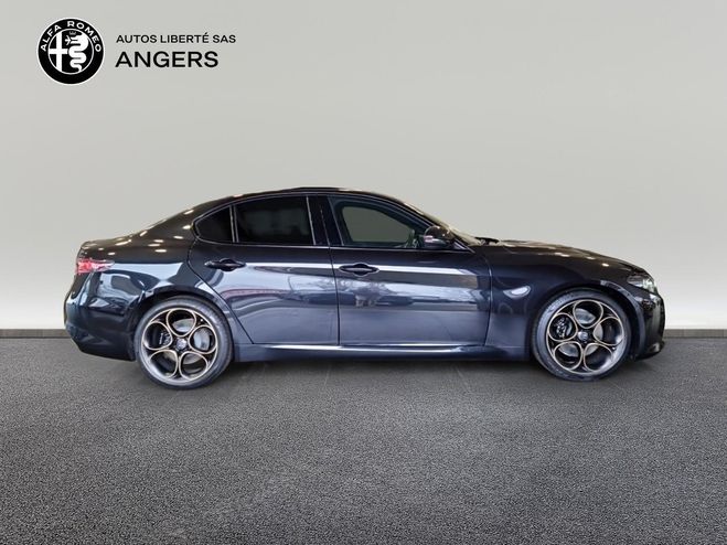 Alfa romeo Giulia 2.2 160 ch AT8 Intensa NOIR VULCANO de 2025