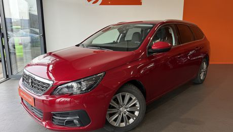 Peugeot 308 1.2 TURBO 130CH S&S ALLURE PACK EAT8 2021 d'occasion a Foix (09)