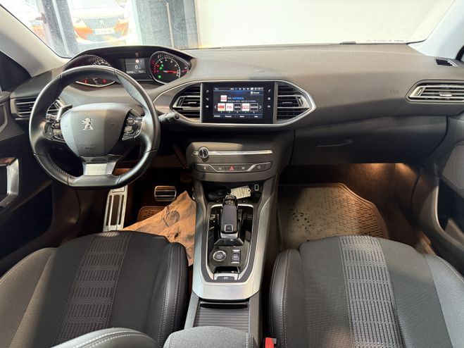 Peugeot 308 1.2 TURBO 130CH S&S ALLURE PACK EAT8 ROUGE de 2021