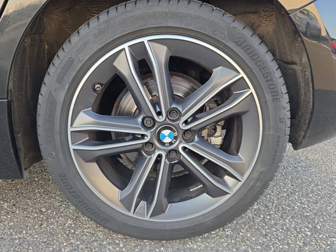 BMW Serie 1 116d 116 ch DKG7 Edition Sport 5p BLACK SAPPHIRE METALLIC de 2022