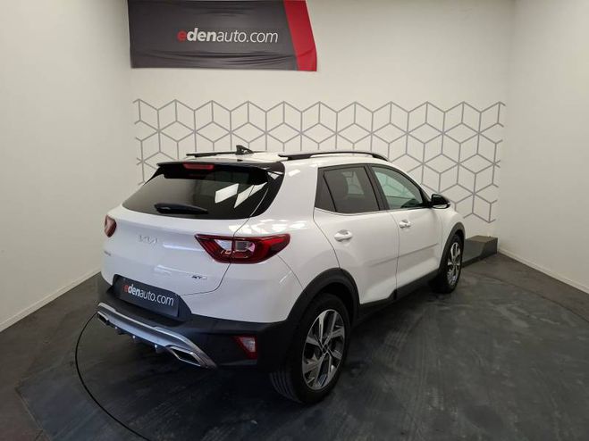 Kia Stonic 1.0 T-GDi 120 ch MHEV BVM6 GT Line blanc de 2023