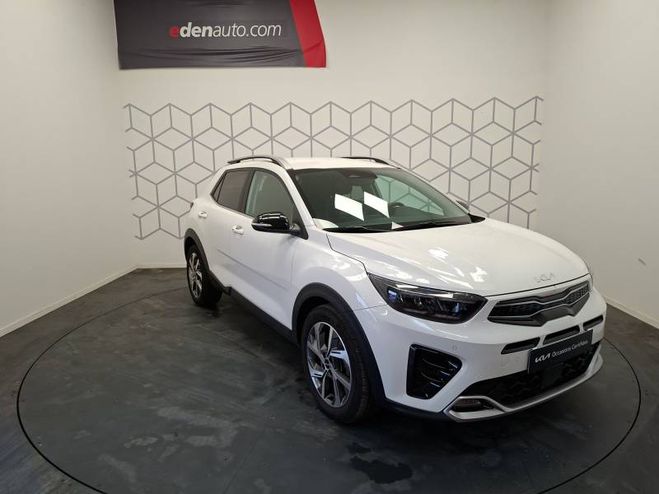 Kia Stonic 1.0 T-GDi 120 ch MHEV BVM6 GT Line blanc de 2023