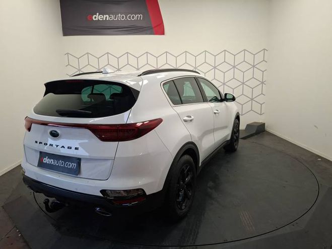 Kia Sportage 1.6 CRDi 136ch MHEV ISG DCT7 4x2 Black E blanc de 2021