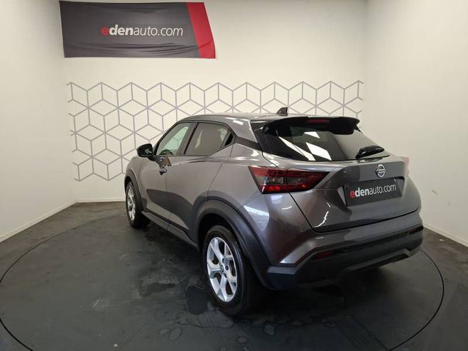 Nissan Juke DIG-T 114 N-Connecta gris de 2021