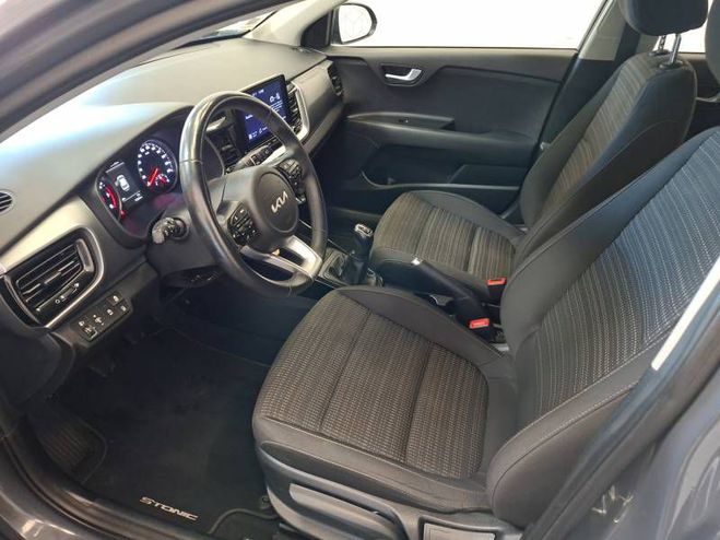 Kia Stonic 1.0 T-GDi 100 ch ISG BVM5 Active gris de 2022