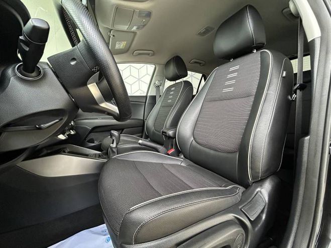 Kia Stonic 1.0 T-GDi 100 ch BVM6 GT-line noir de 2024