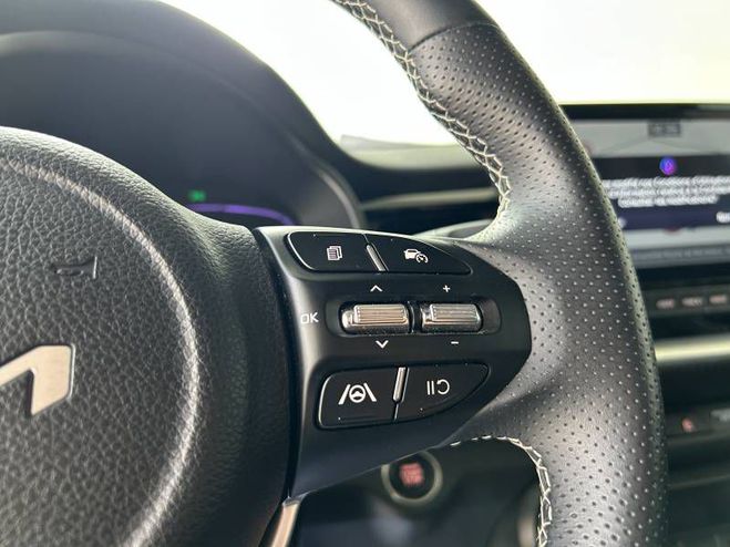 Kia Stonic 1.0 T-GDi 100 ch BVM6 GT-line noir de 2024