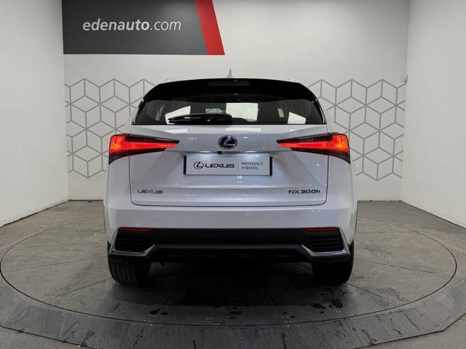 Lexus NX 300h 2WD Pack E-CVT blanc de 2017
