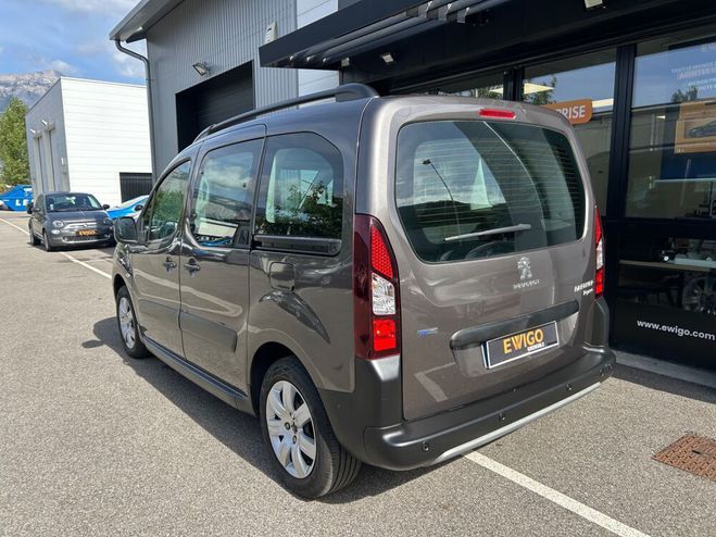 Peugeot Partner Tepee COMBI 1.2L 110ch RADAR AR GRIS FONCE de 2016
