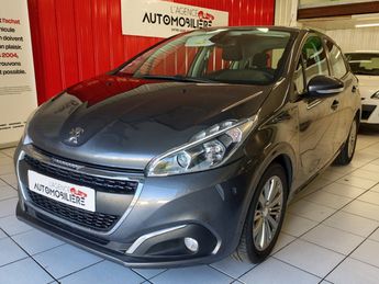  Voir d&eacute;tails -Peugeot 208 1.2L VTI SIGNATURE DISTRIBUTION FAITE &agrave; Limoges (87)