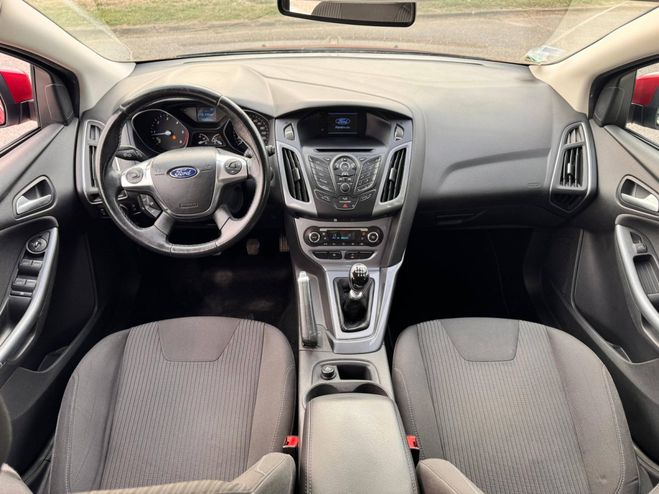 Ford Focus II 1.6 TDCi 95ch FAP Stop&Start Edition  ROUGE de 2013