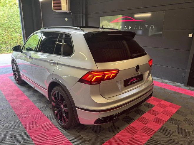 Volkswagen Tiguan R-Line Exclusive 2.0 TDI 200 4Motion Gar Gris de 2021
