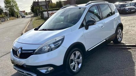 Renault Scenic 1.5 DCI 110 CV BOSE EDC X-MOD TOIT PANO 2014 d'occasion a Coigni�res (78)
