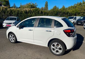  Voir d&eacute;tails -Citroen C3 II Confort 1.2 L VTI 82 cv &agrave; Bavilliers (90)