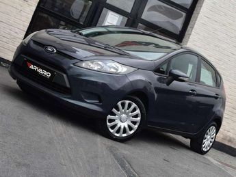  Voir d&eacute;tails -Ford Fiesta 1.25i Titanium Airco Topstaat Garantie &agrave; Kuurne (85)