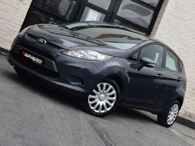 Ford Fiesta 1.25i Titanium Airco Topstaat Garantie Gris M�tallis� de 