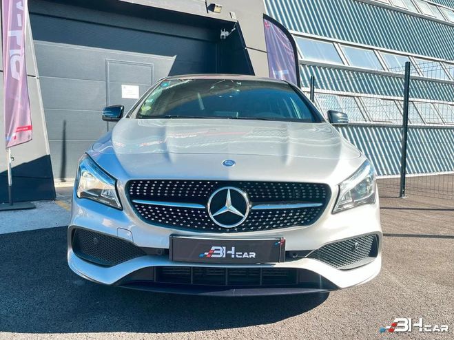 Mercedes Classe CLA Classe 220d 177 SHOOTING BRAKE FASCINATI Gris de 2016