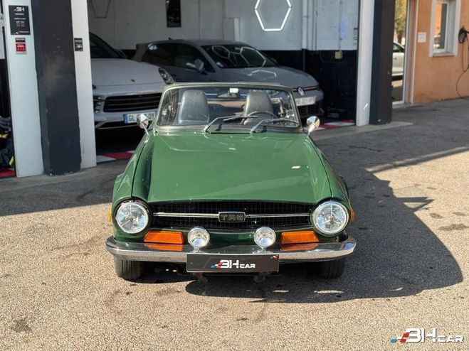 Triumph TR6 1969 / OVERDRIVE / RESTAURATION COMPLETE Vert de 1969