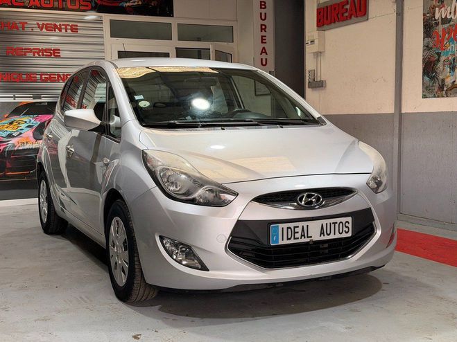 Hyundai Ix20 1.4 crdi 90 Blanc M�tallis� de 2012