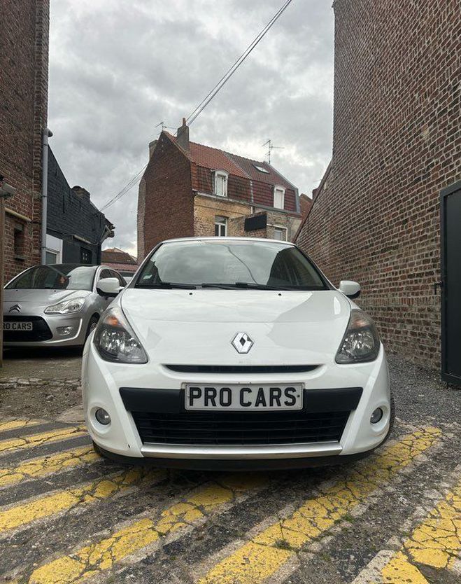 Renault Clio 1,5 DCI ICE Watch Blanc de 2011
