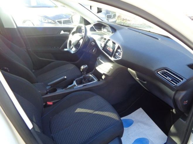 Peugeot 308 1.5 BLUEHDI 100CH E6.C S&S STYLE BLANC de 2018