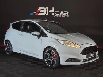  Voir d&eacute;tails -Ford Fiesta 1.6 ECOBOOST 200 ST200 &agrave; Mouilleron-le-Captif (85)